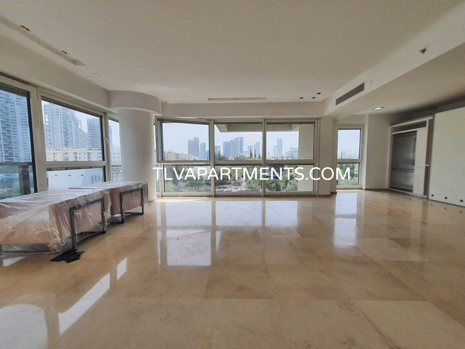Ligted open view luxury apartment
