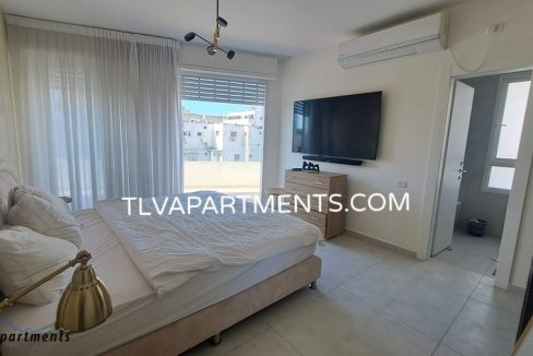 Furnished apartment near the beach