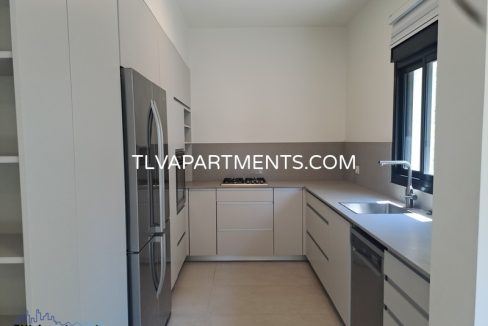 Apartment near Shinkin st