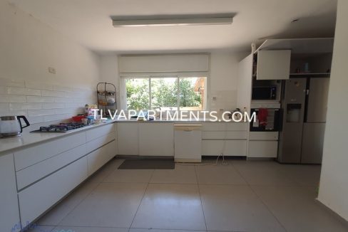 Renovated villa in Herzliya Pituach